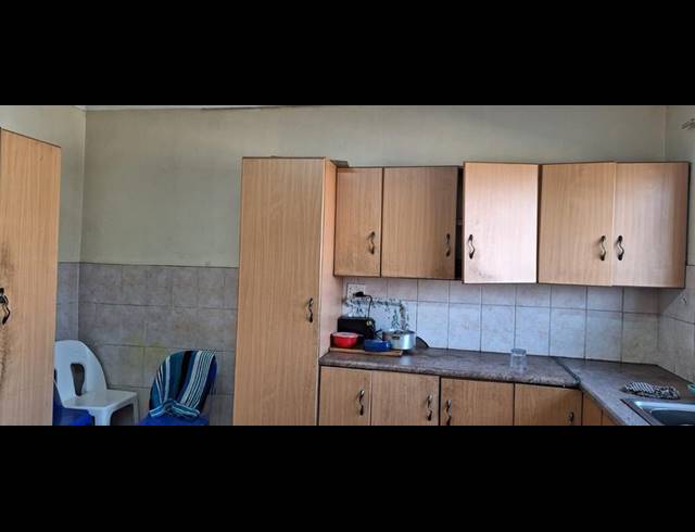4 BEDROOM HOUSE FOR SALE IN PIET RETIEF